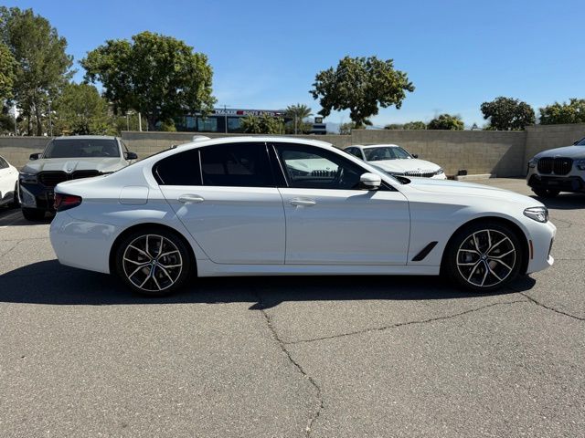 2023 BMW 540i photo 6