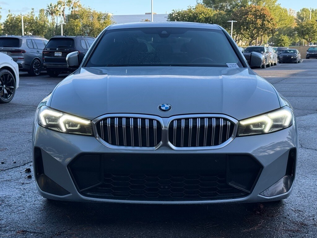 2023 Bmw 330i 3-Series photo 3