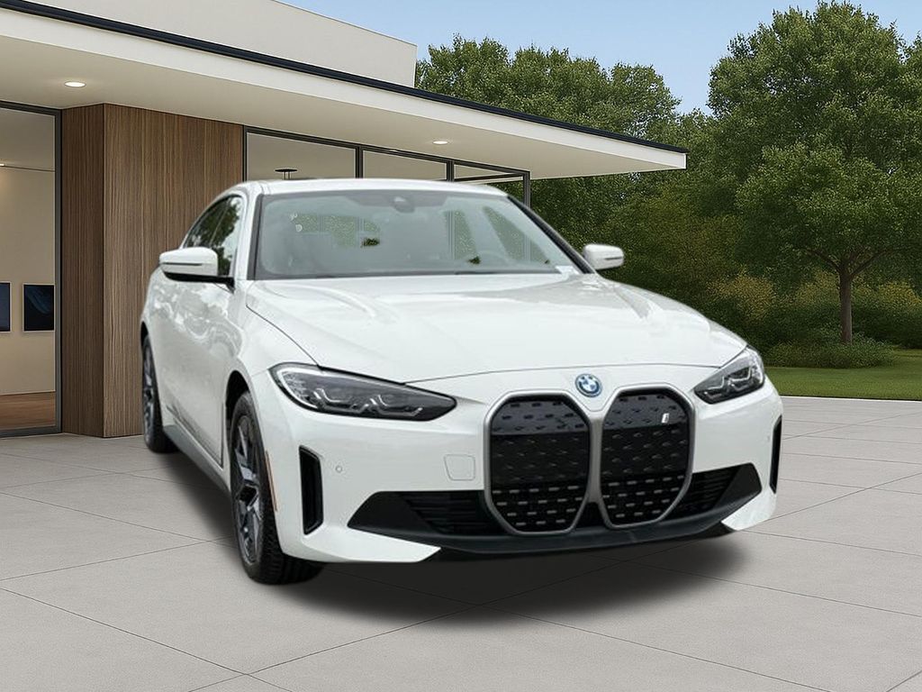 2023 BMW i4 eDrive35 photo 4