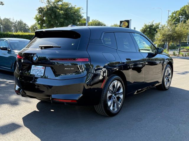 2026 BMW iX xDrive45 photo 3