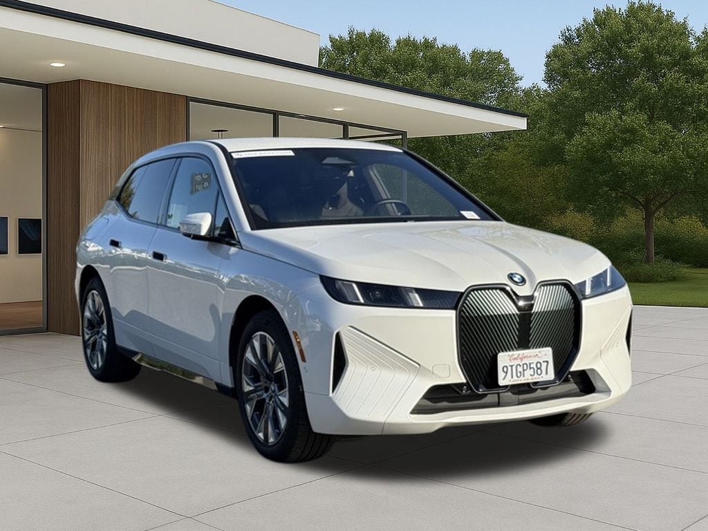 2026 BMW iX xDrive45 photo 5