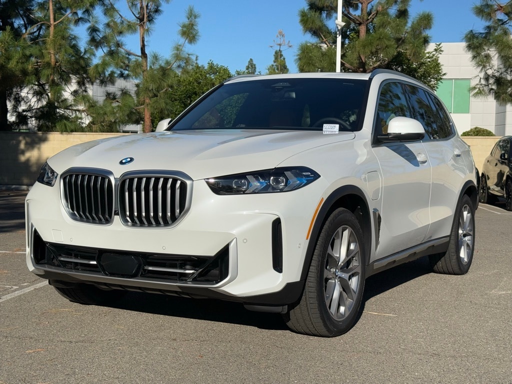 New 2026 BMW X5 PHEV xDrive50e SUV