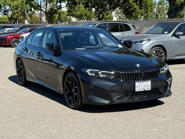 2025 BMW 330i photo 5