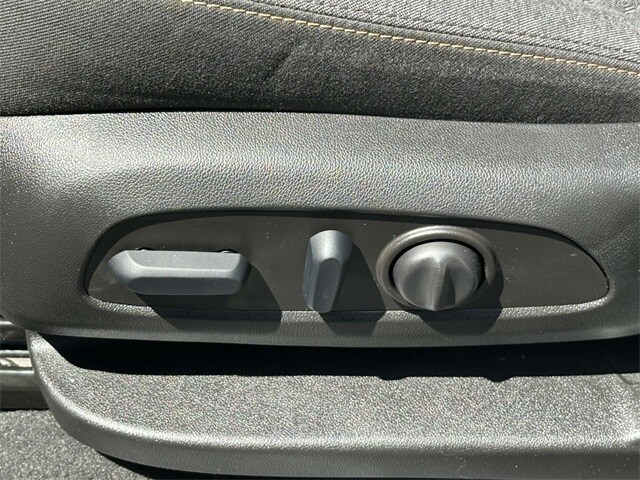 2022 Chevrolet Equinox LT - Photo 17