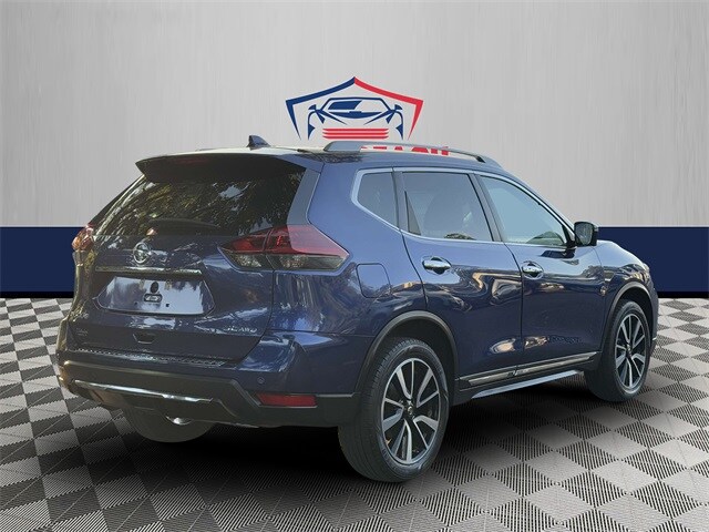 2019 Nissan Rogue SL photo 3