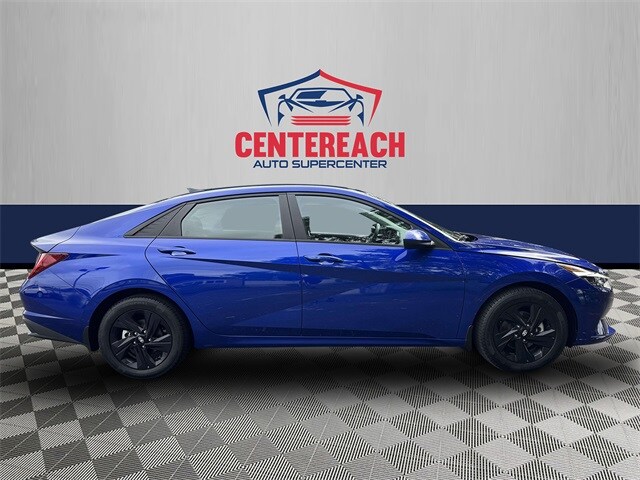 2023 Hyundai Elantra Hybrid Blue photo 3