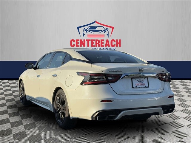 2019 Nissan Maxima SV photo 3