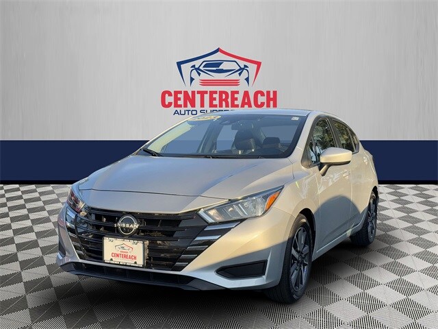 2023 Nissan Versa 1.6 SV photo 2