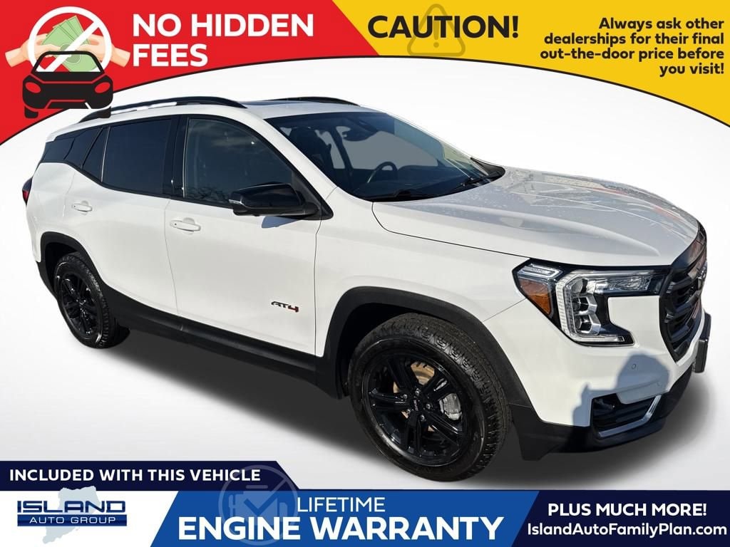 2023 GMC Terrain AT4's photo