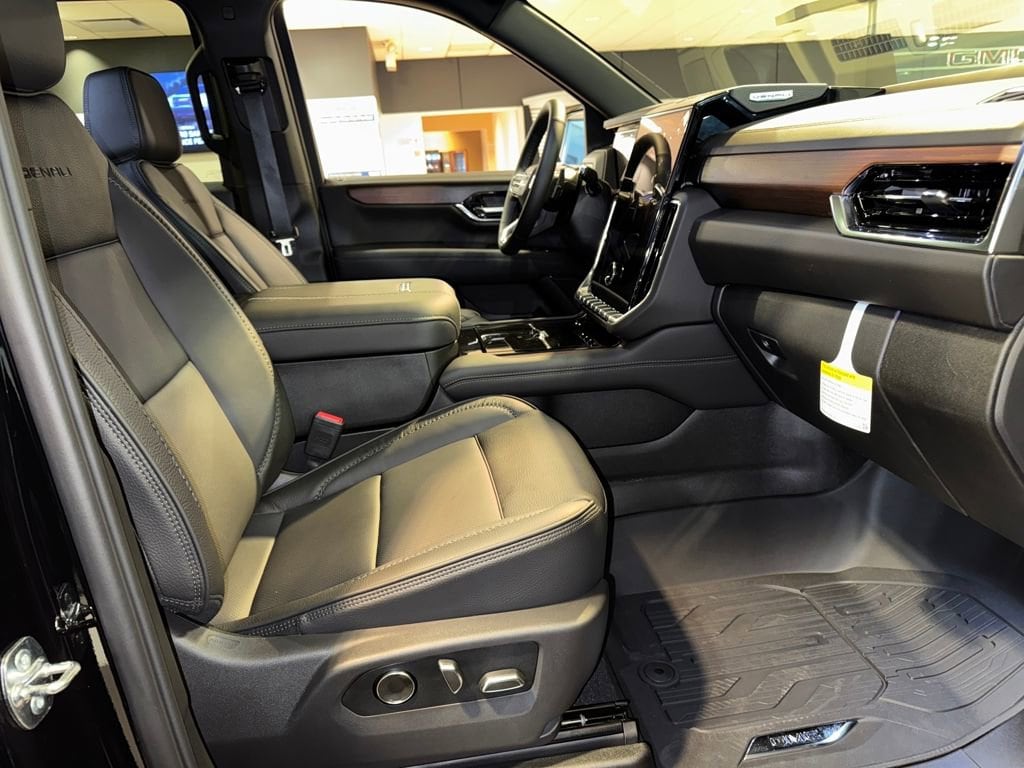 2026 GMC Yukon XL Denali - Photo 40