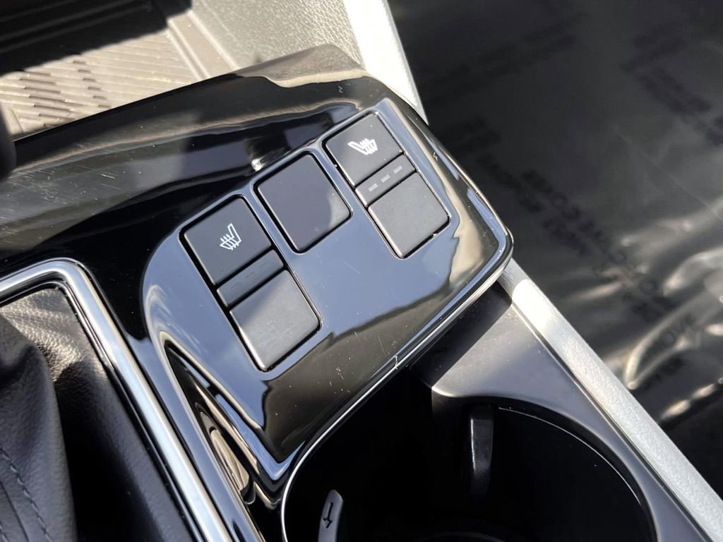 2024 Kia Sportage EX - Photo 24