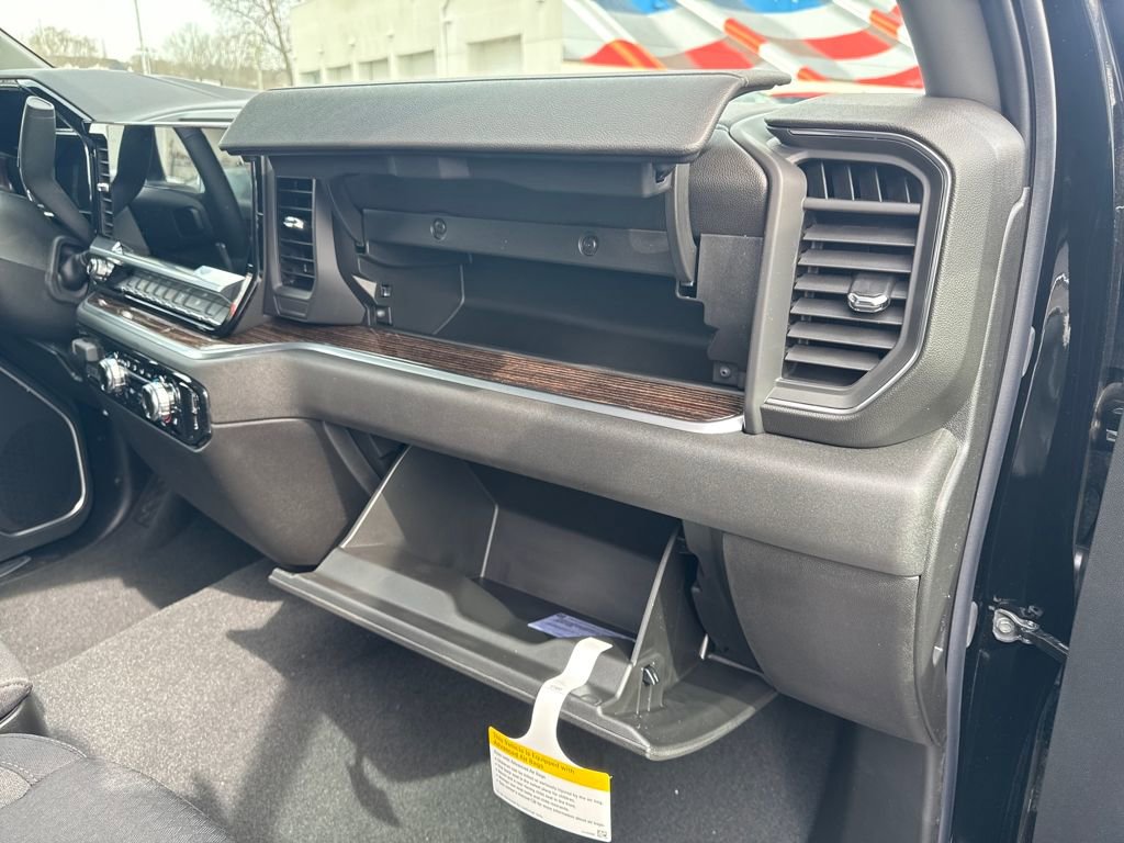 2026 GMC Sierra 1500 SLE - Photo 36