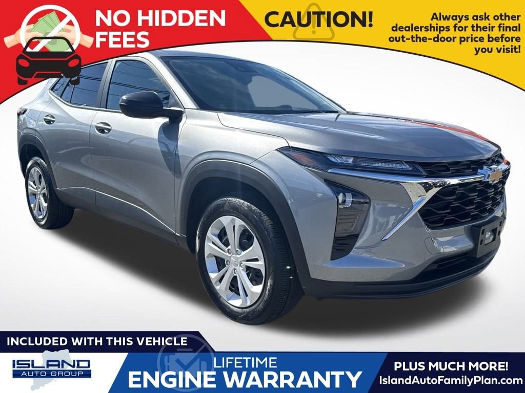 2024 Chevrolet Trax LS's photo