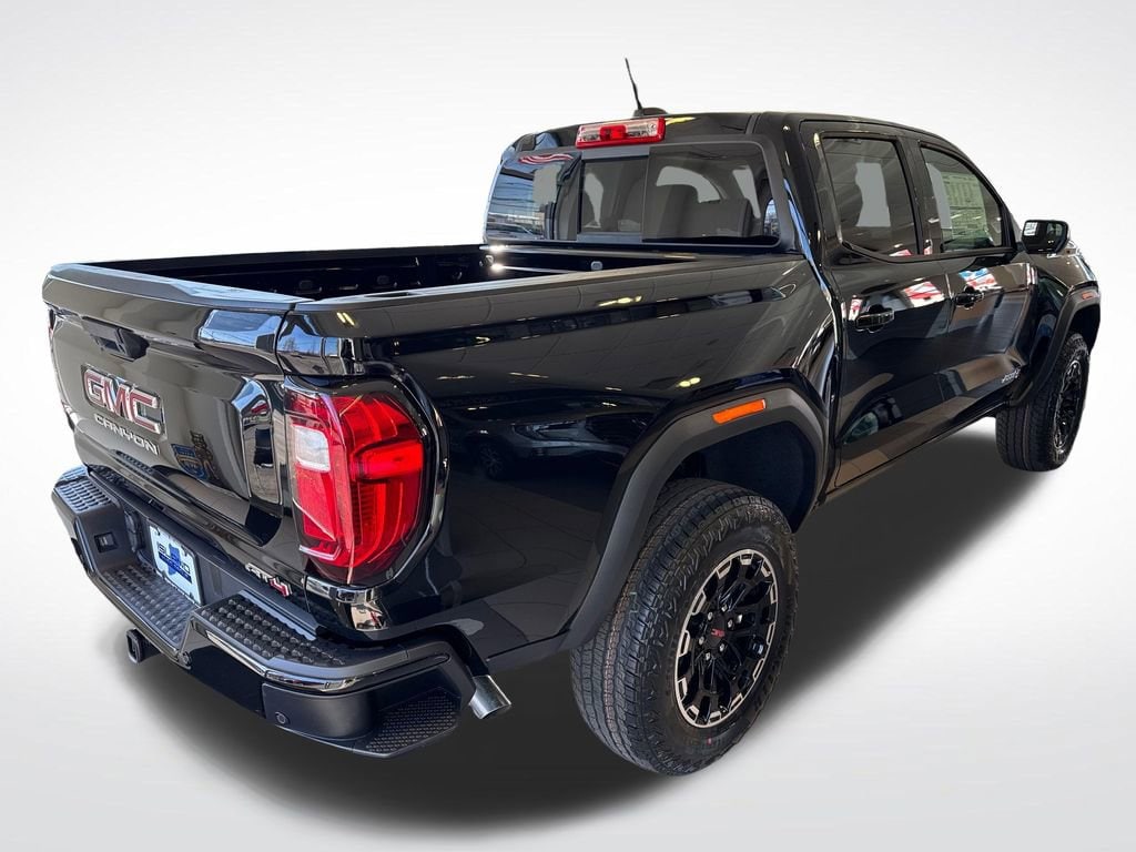 2026 GMC Canyon AT4 - Photo 6