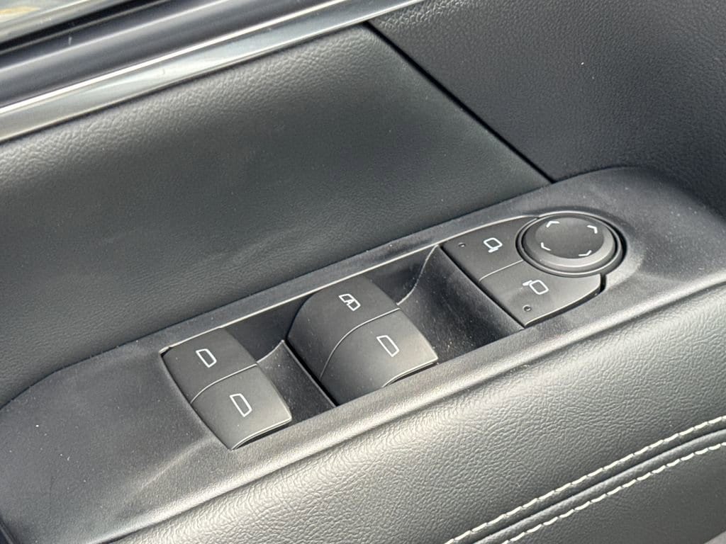 2026 GMC Terrain Elevation - Photo 15