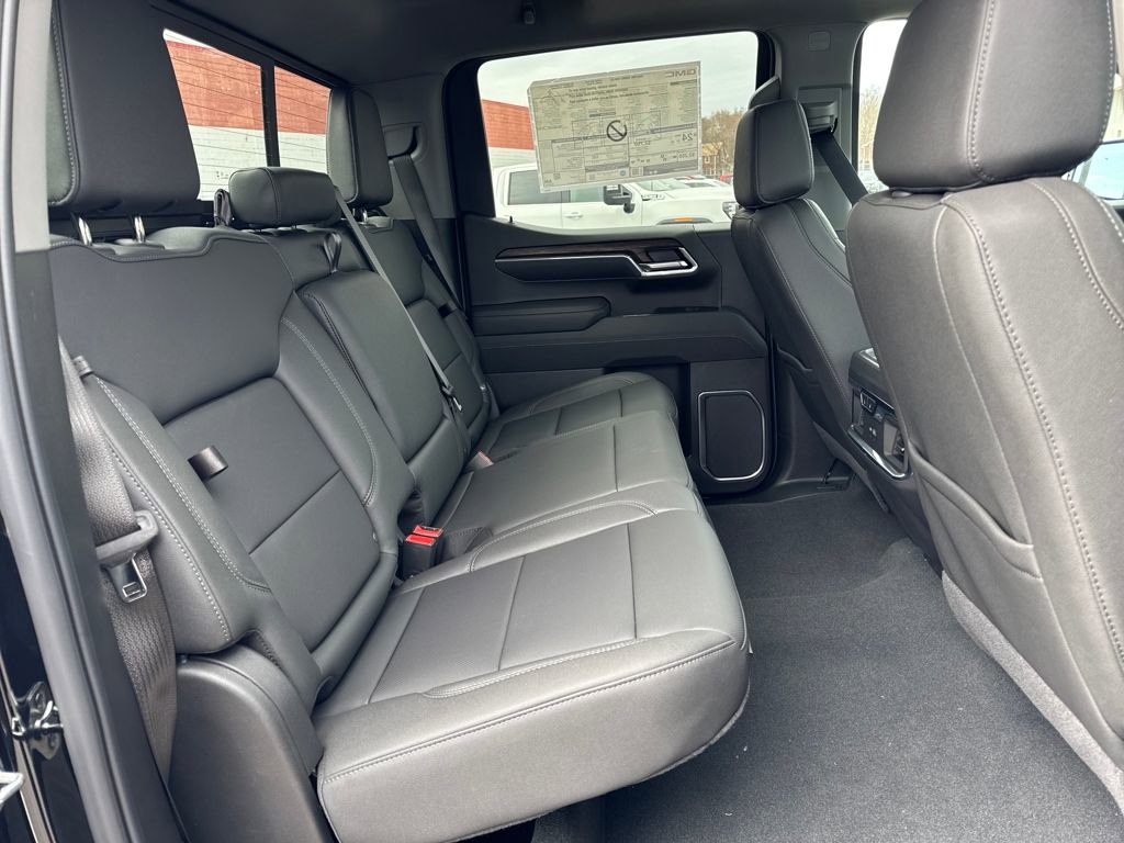 2026 GMC Sierra 1500 SLT - Photo 40