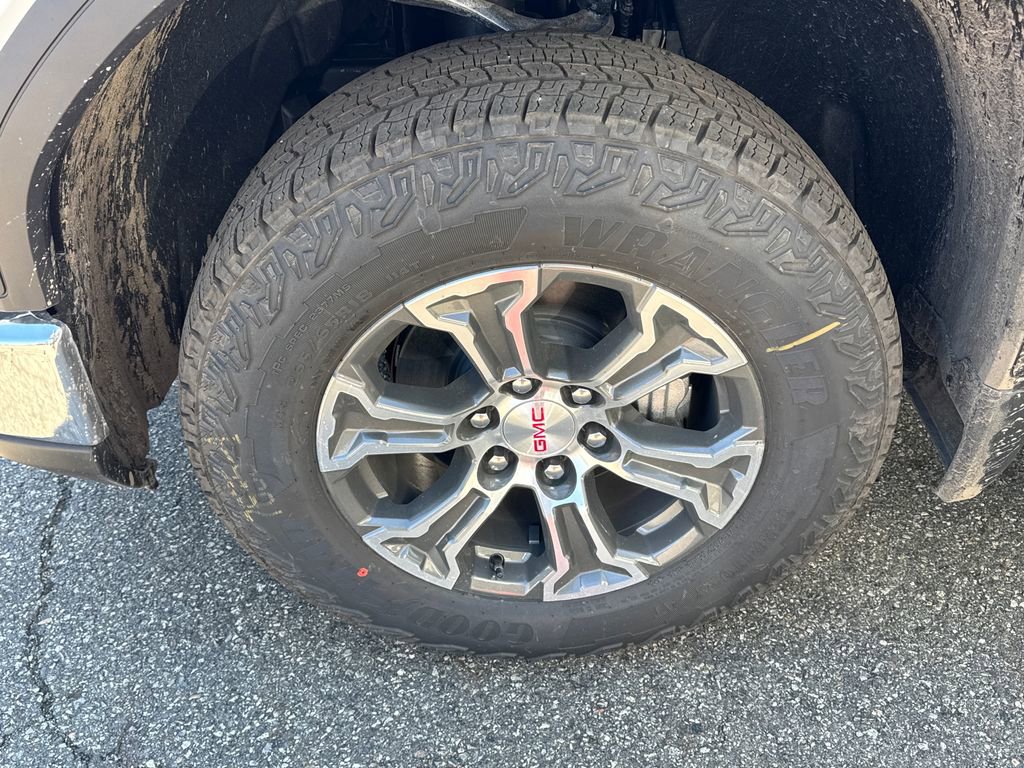 2026 GMC Sierra 1500 SLE - Photo 13