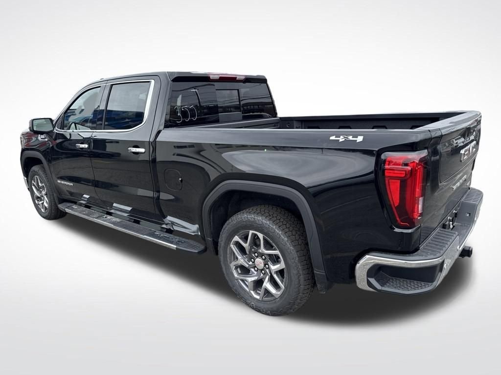 2026 GMC Sierra 1500 SLT - Photo 8