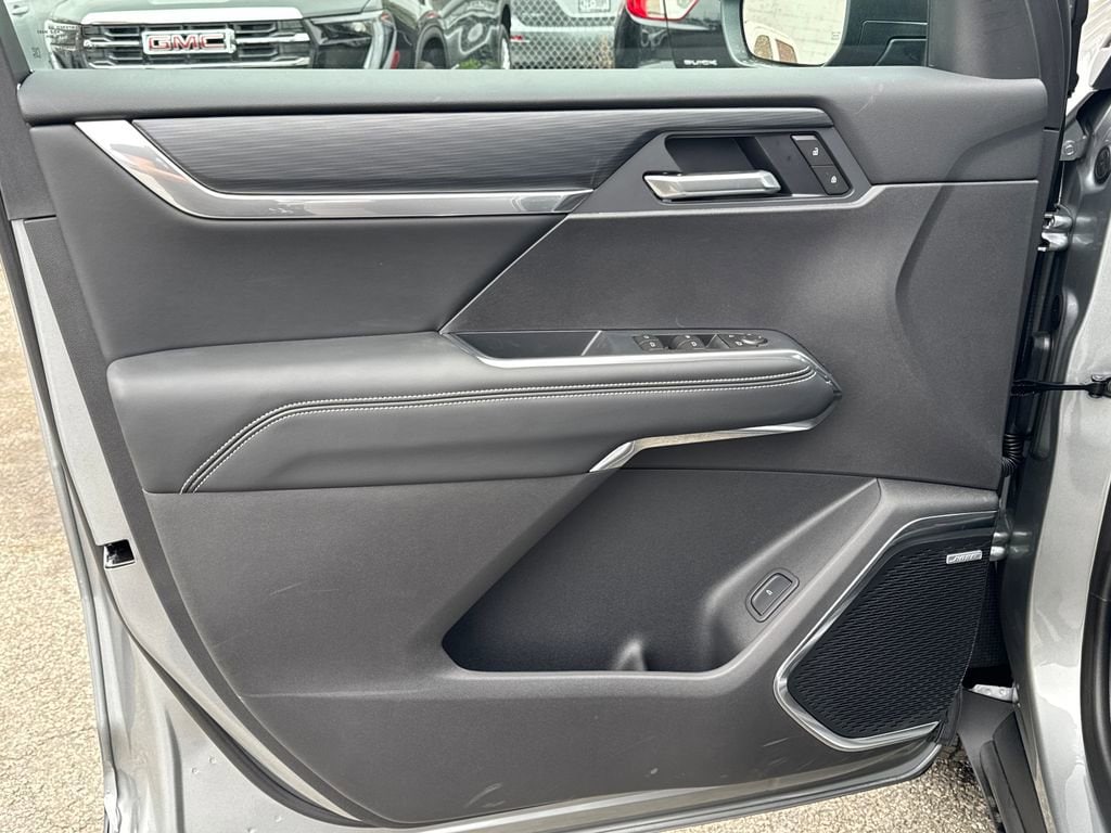 2026 GMC Acadia Elevation - Photo 15