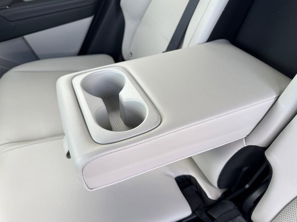 2024 Kia Sportage EX - Photo 40