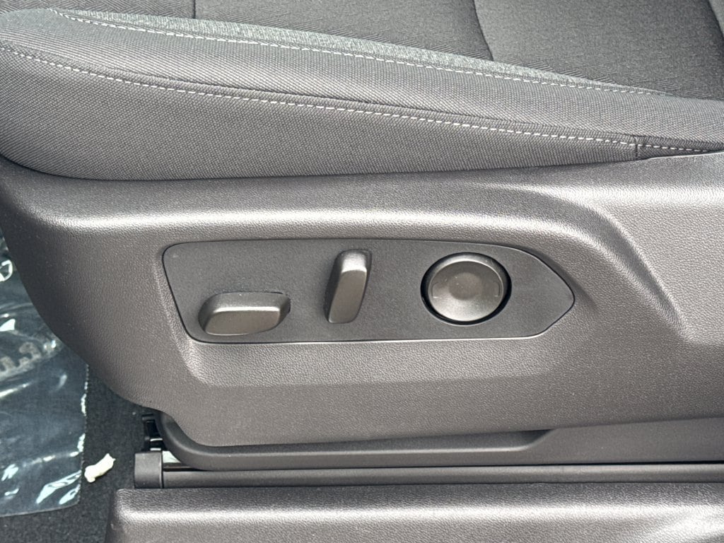 2026 GMC Sierra 1500 SLE - Photo 17