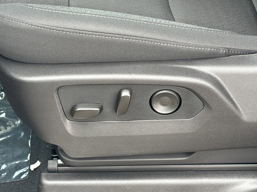 2026 GMC Sierra 1500 SLE - Photo 17