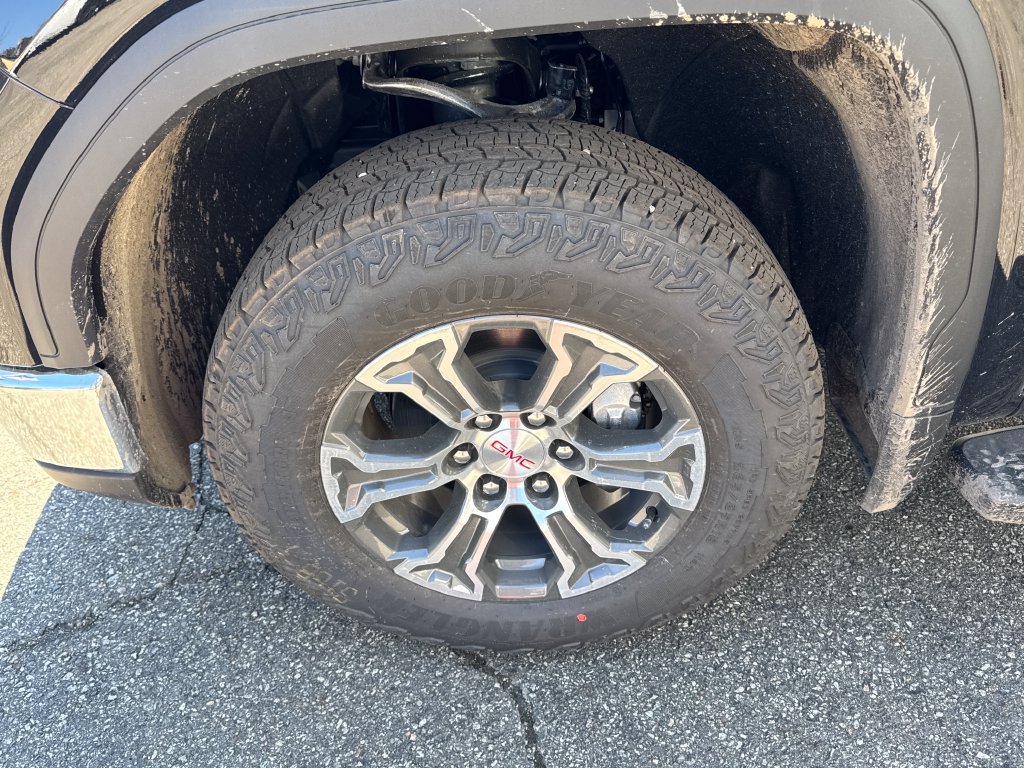 2026 GMC Sierra 1500 SLE - Photo 13