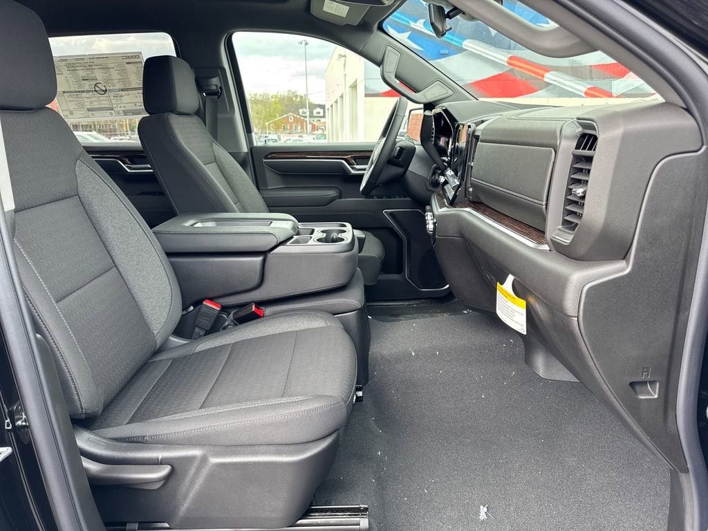 2026 GMC Sierra 1500 SLE - Photo 39