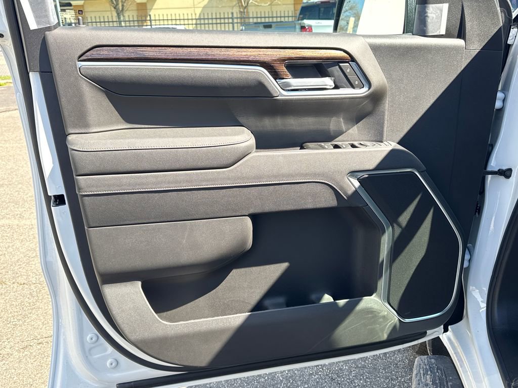 2026 GMC Sierra 1500 SLE - Photo 15