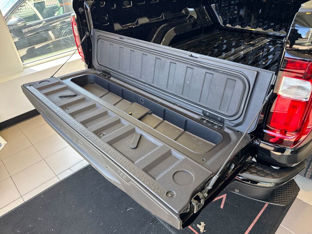 2026 GMC Canyon AT4 - Photo 37