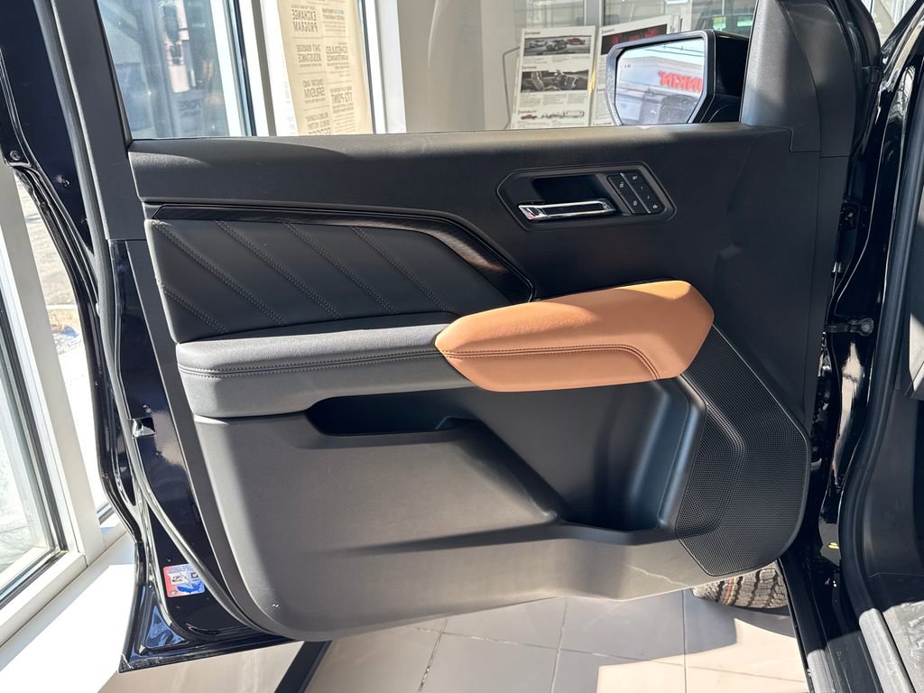 2026 GMC Canyon AT4 - Photo 11