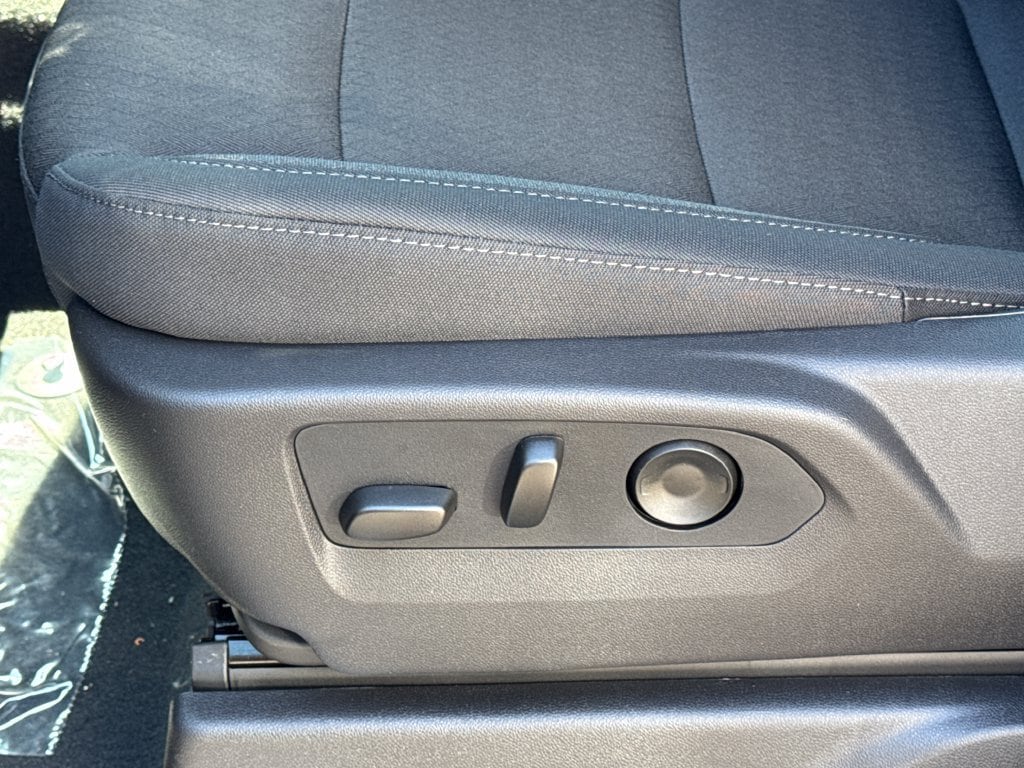 2026 GMC Sierra 1500 SLE - Photo 17