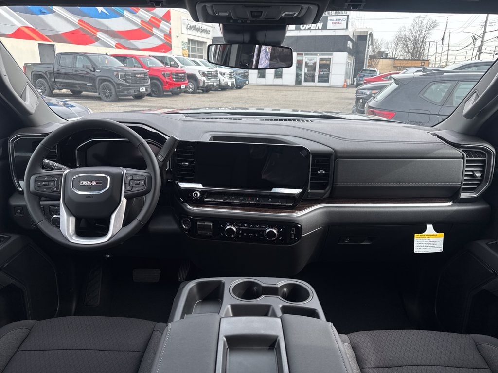 2026 GMC Sierra 1500 SLE - Photo 17