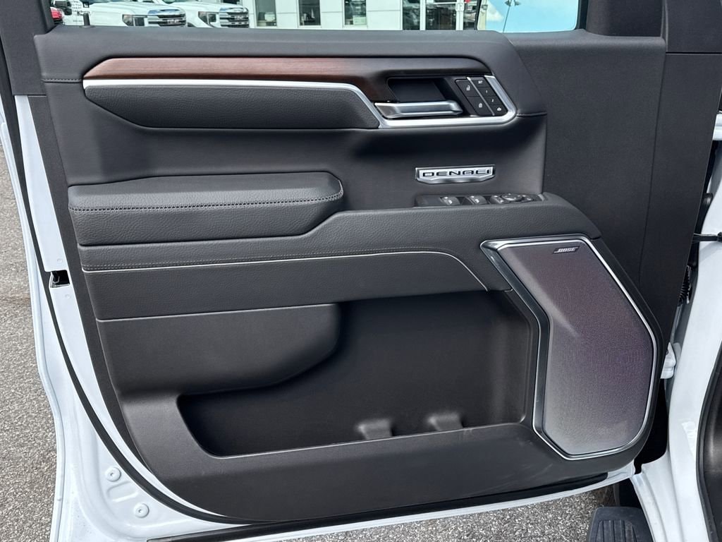 2026 GMC Sierra 1500 Denali - Photo 14