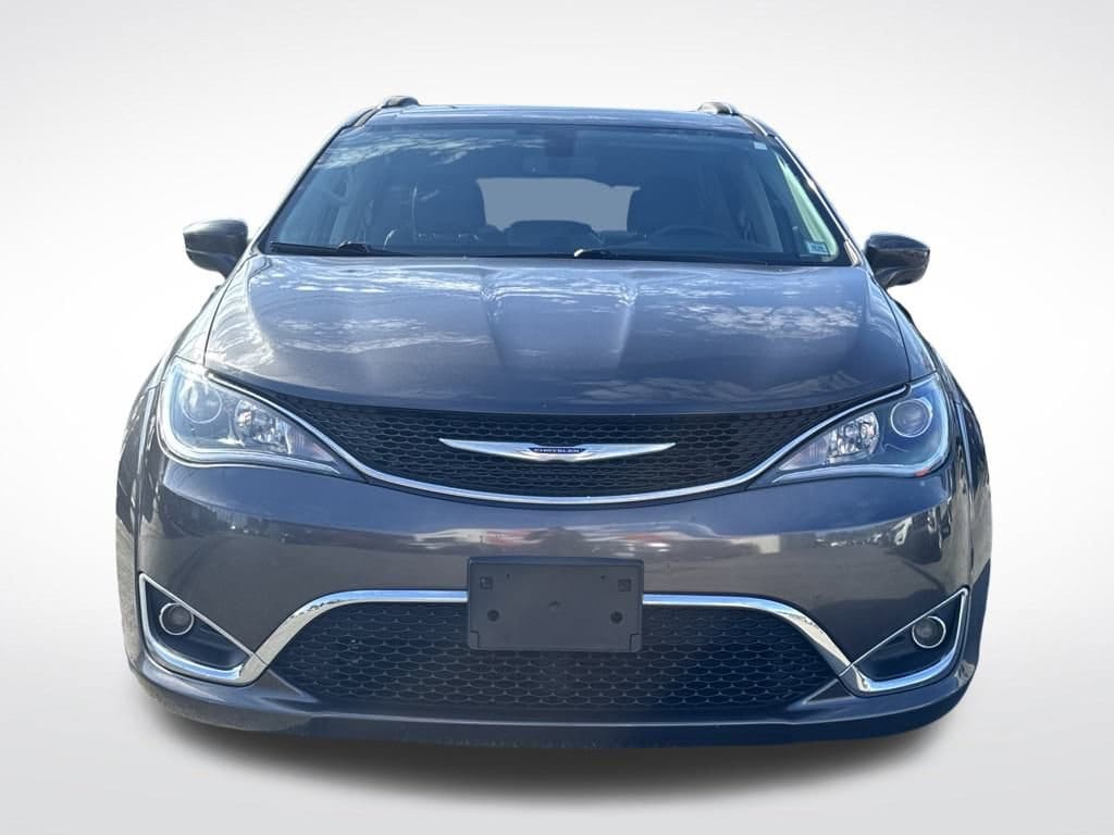 Used 2020 Chrysler Pacifica Touring L