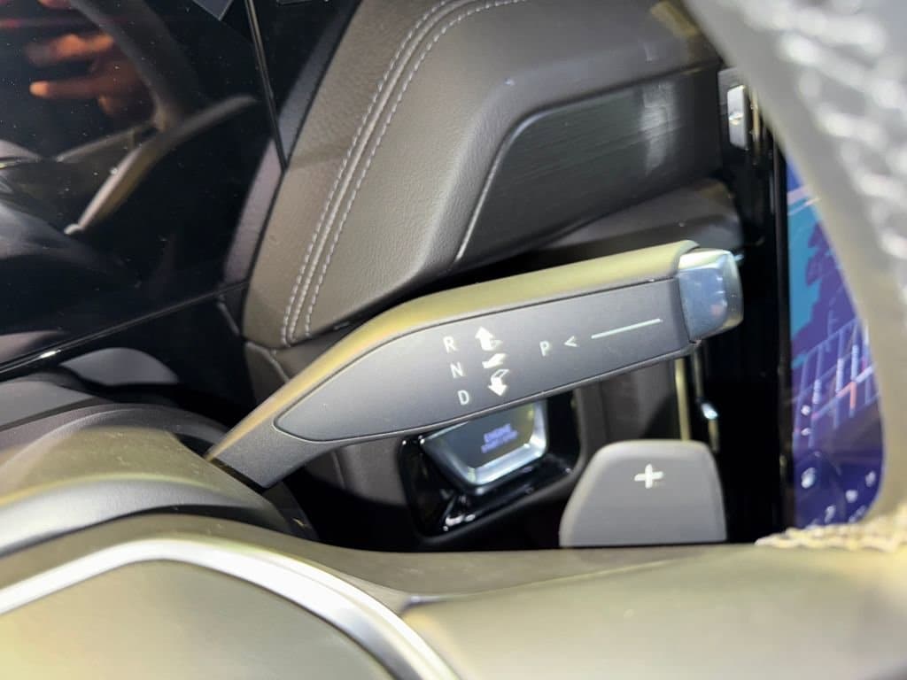 2026 GMC Yukon XL Denali - Photo 28