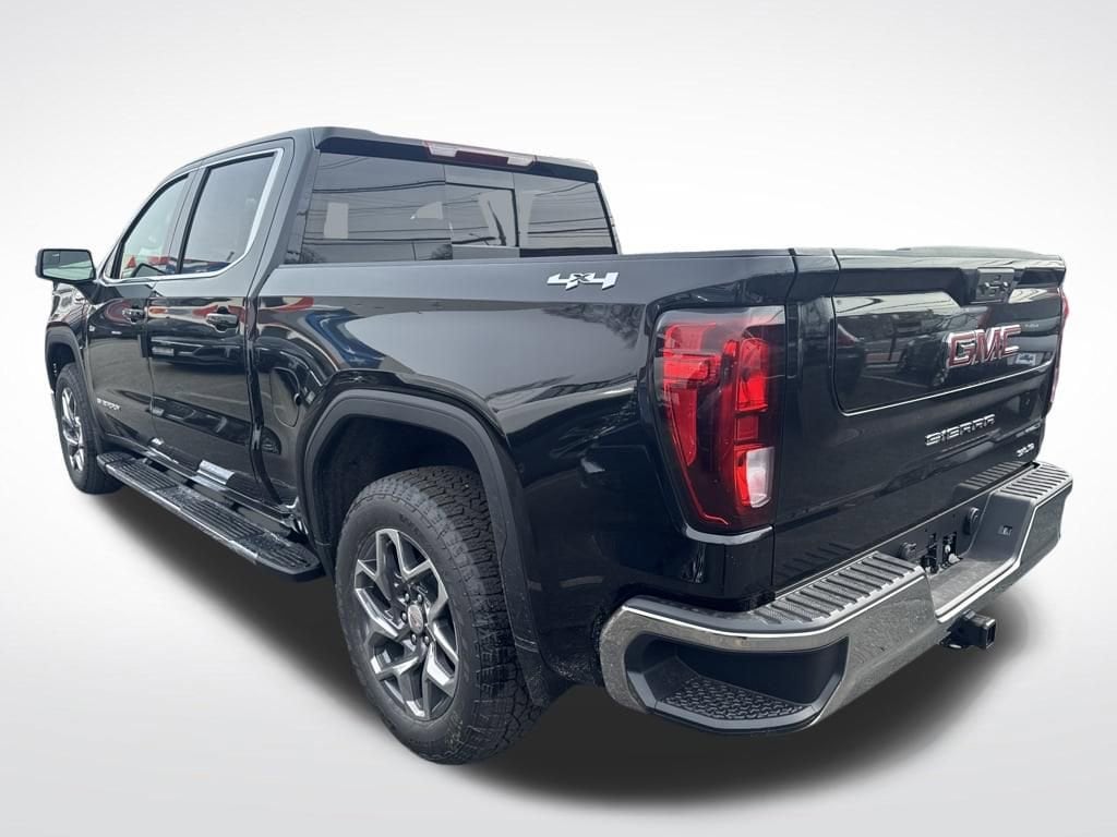 2026 GMC Sierra 1500 SLE - Photo 7