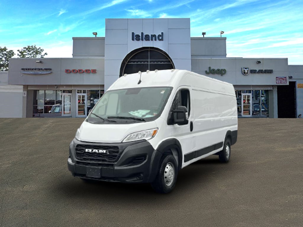 New 2024 Ram ProMaster PROMASTER 2500 SLT CARGO VAN LOW ROOF 136' WB Cargo Van