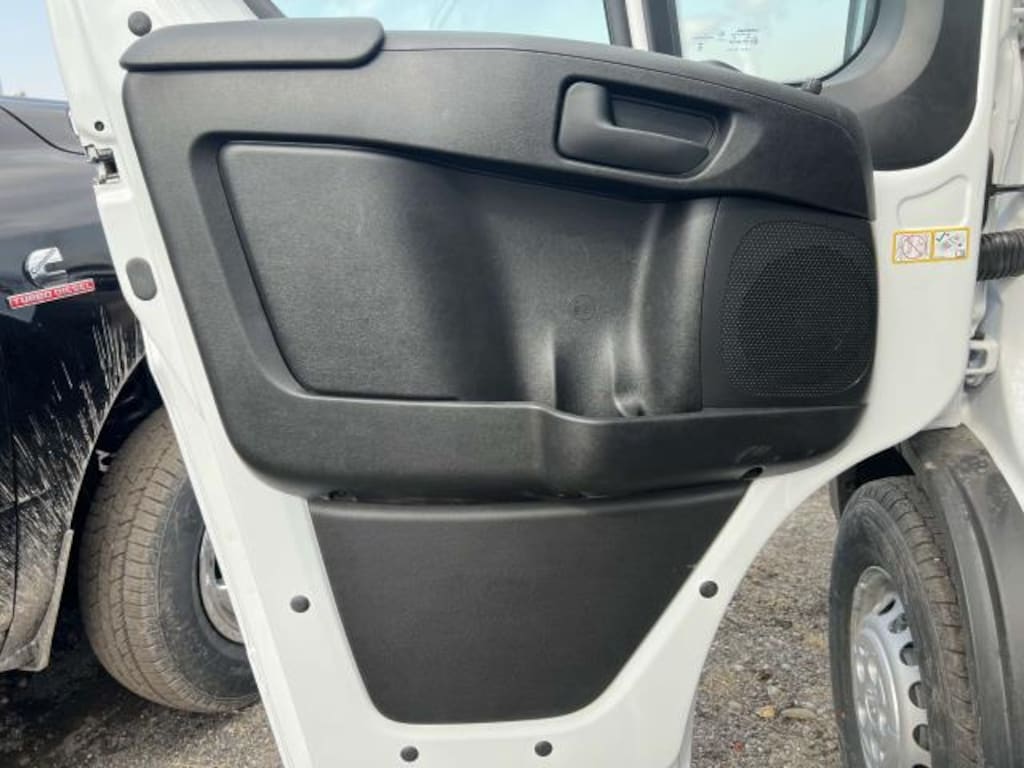 New 2024 Ram ProMaster PROMASTER 2500 SLT CARGO VAN LOW ROOF 136' WB Cargo Van