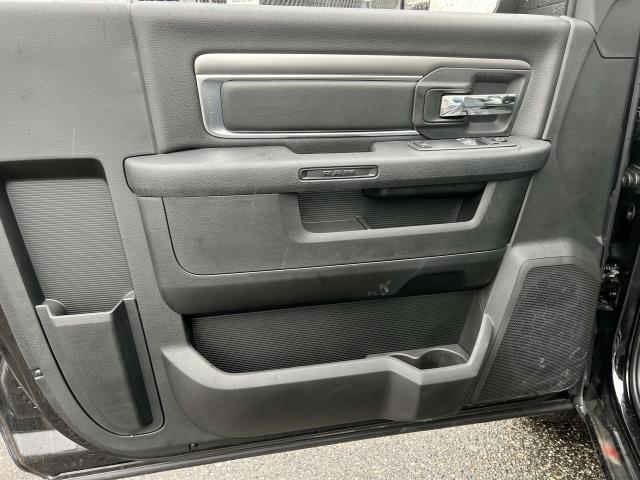 2025 Ram 1500 Tradesman photo 4