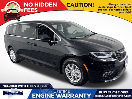 2025 Chrysler Pacifica Select Minivan/Van