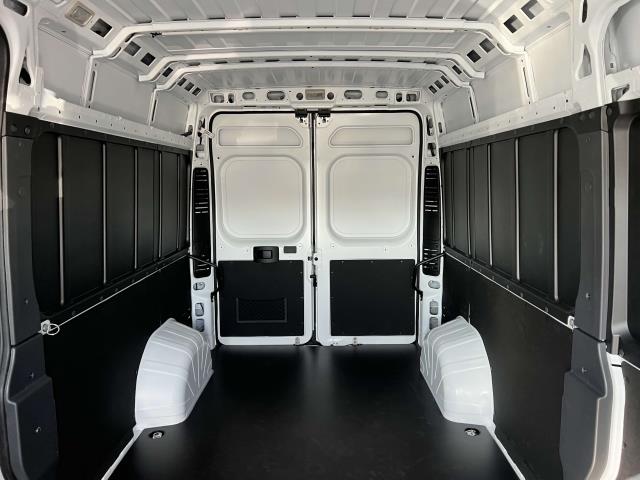 2024 Ram ProMaster 2500 photo 3