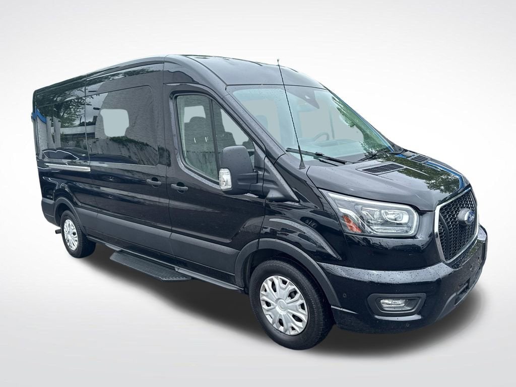 Used 2023 Ford Transit Passenger Wagon XL