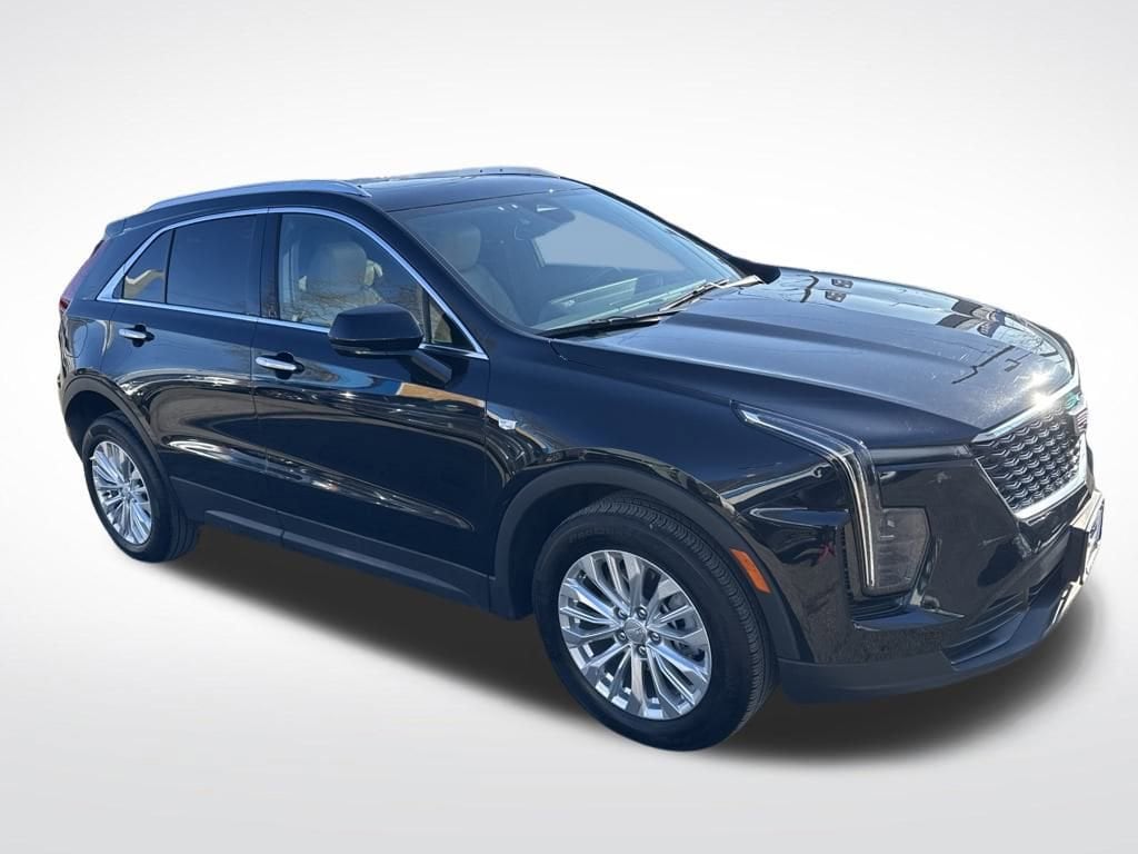 Used 2024 CADILLAC XT4 Luxury SUV