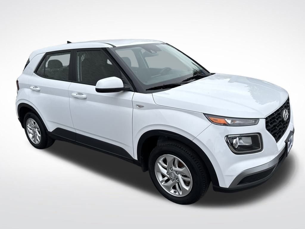 Used 2022 Hyundai Venue SE