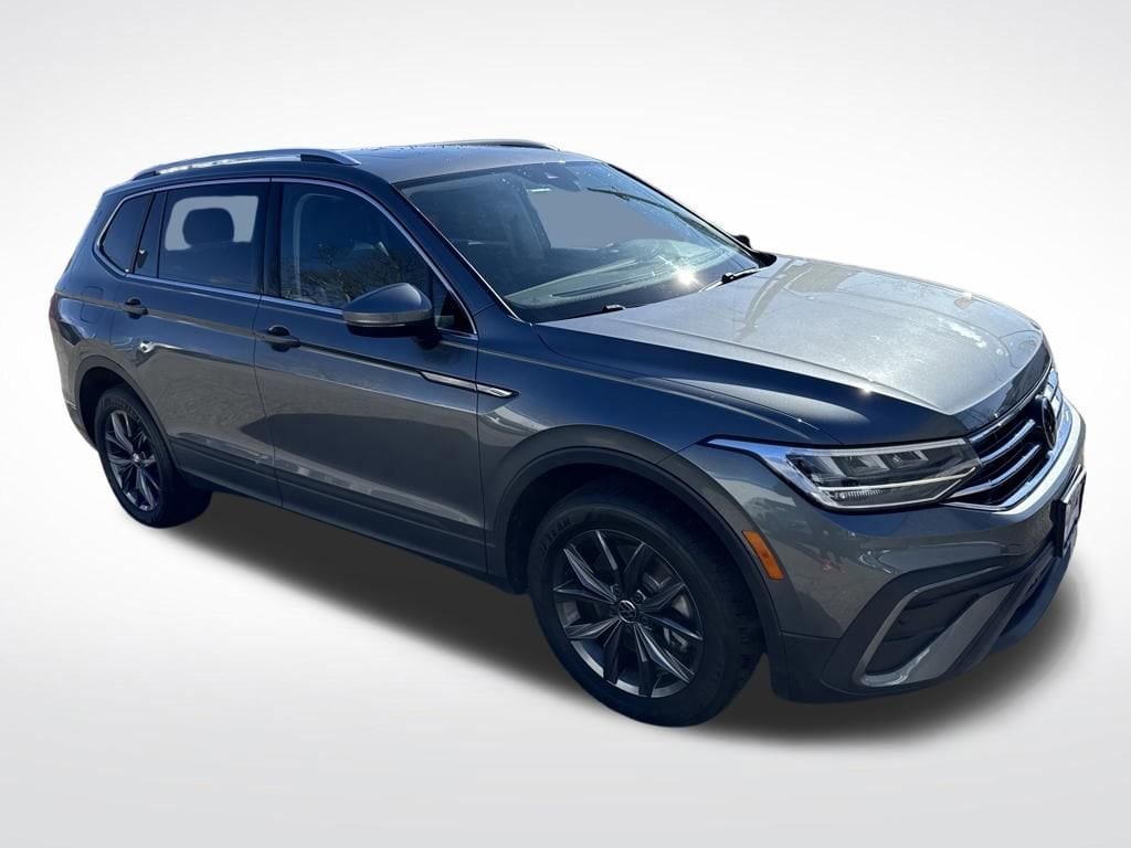 Used 2022 Volkswagen Tiguan SE