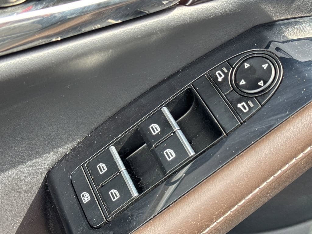 2025 Chevrolet Blazer EV LT - Photo 15