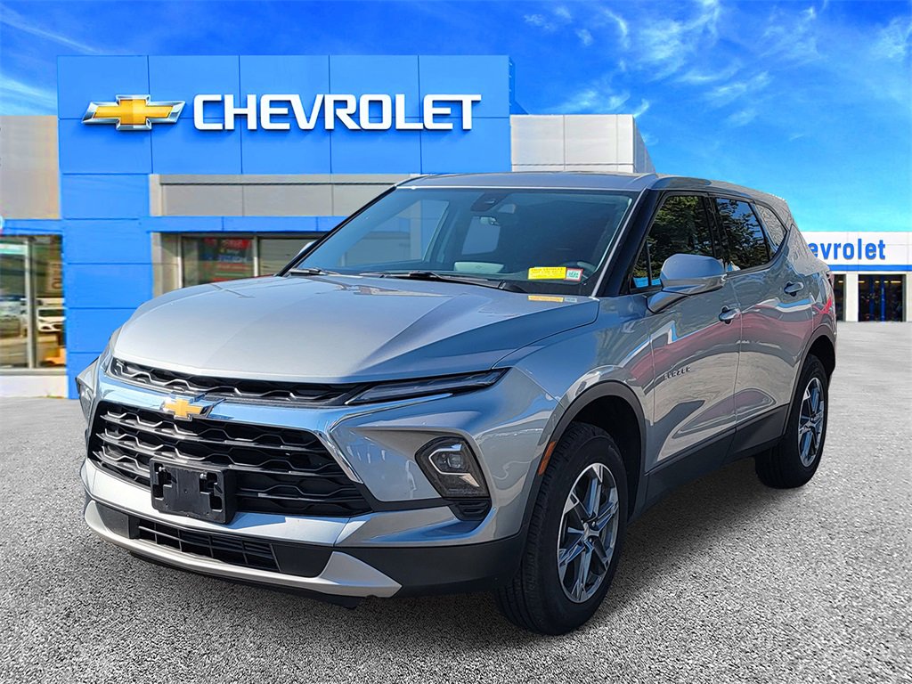 Used 2024 Chevrolet Blazer 2LT with VIN 3GNKBHR41RS121138 for sale in Staten Island, NY