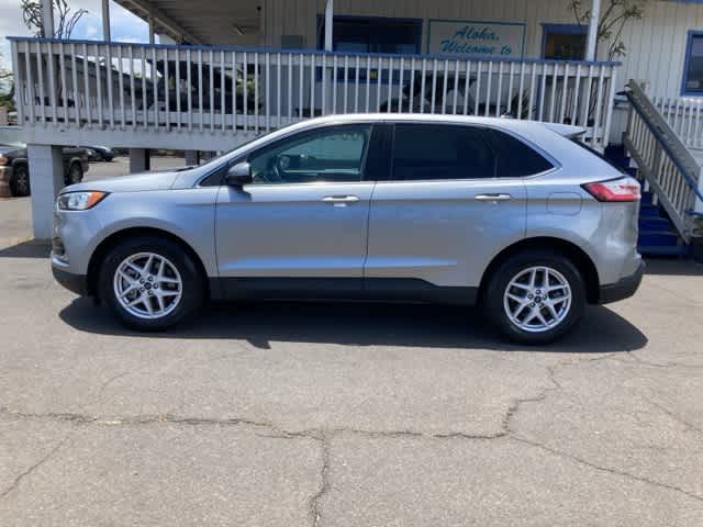2022 Ford Edge SEL photo 3