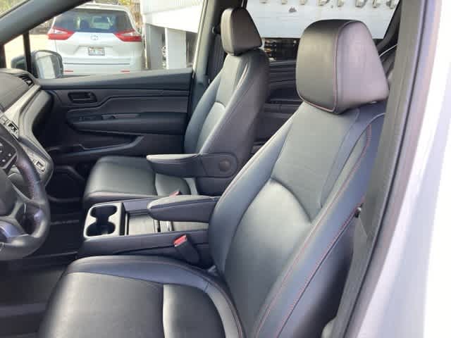 Thumbnail: 2023 Honda Odyssey - 11